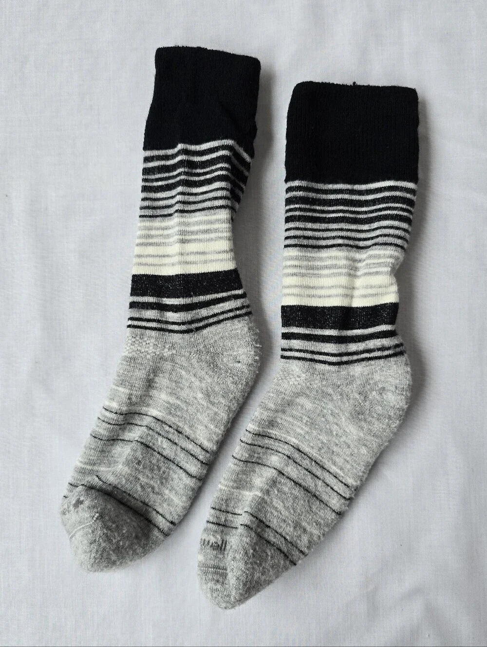 Sockwell▪️M/L Easy Does It Black&Gray Striped Crew Wool Socks Diabetic Friendly